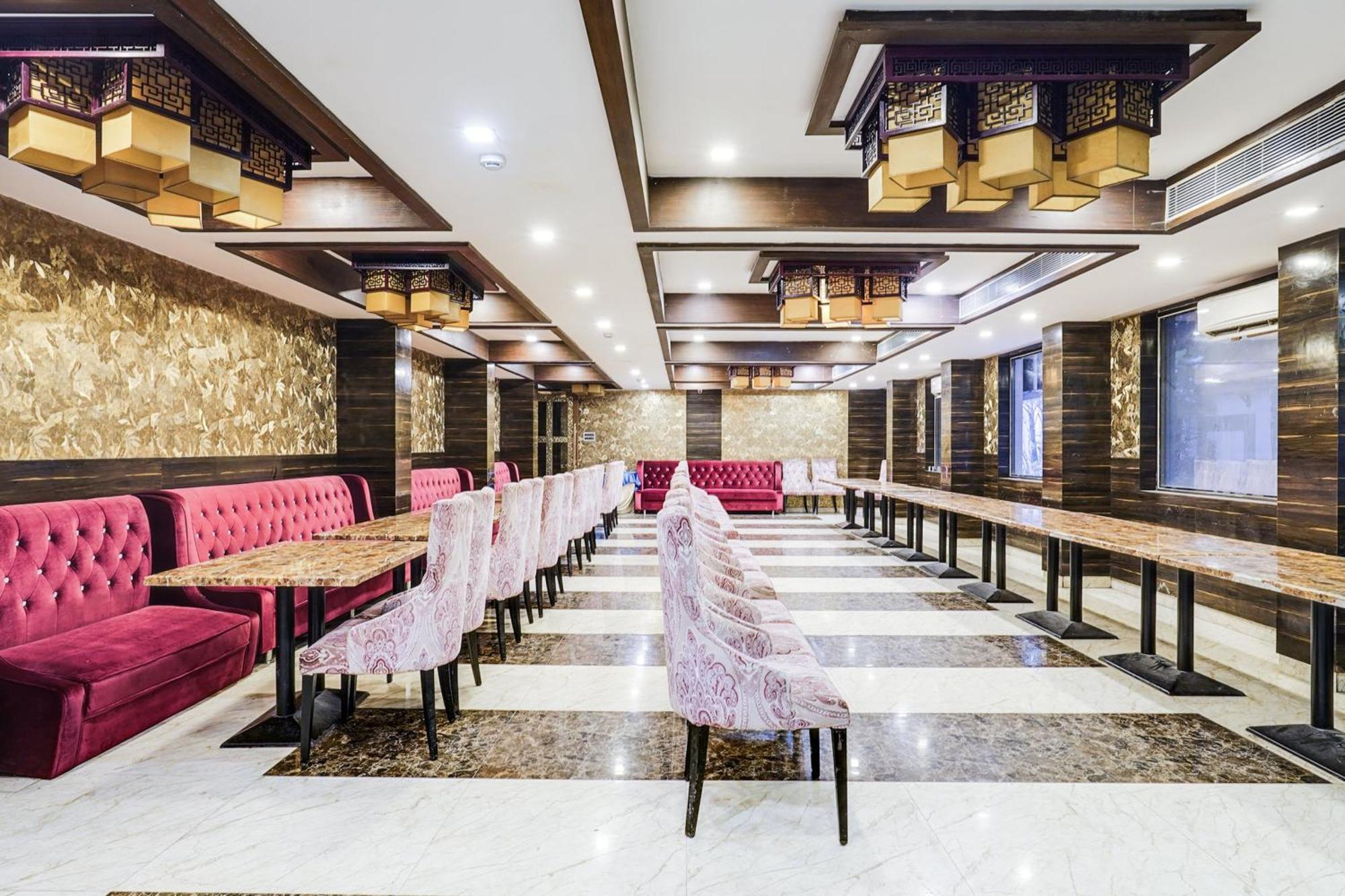 Super Townhouse Oak Alandur Near Chennai Airport Formerly Vijay Park Екстер'єр фото